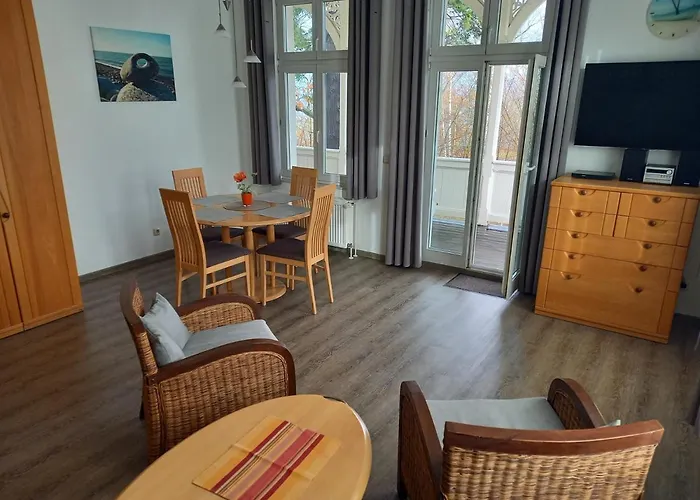 Zum Donnerkeil * Goehren (Ruegen)